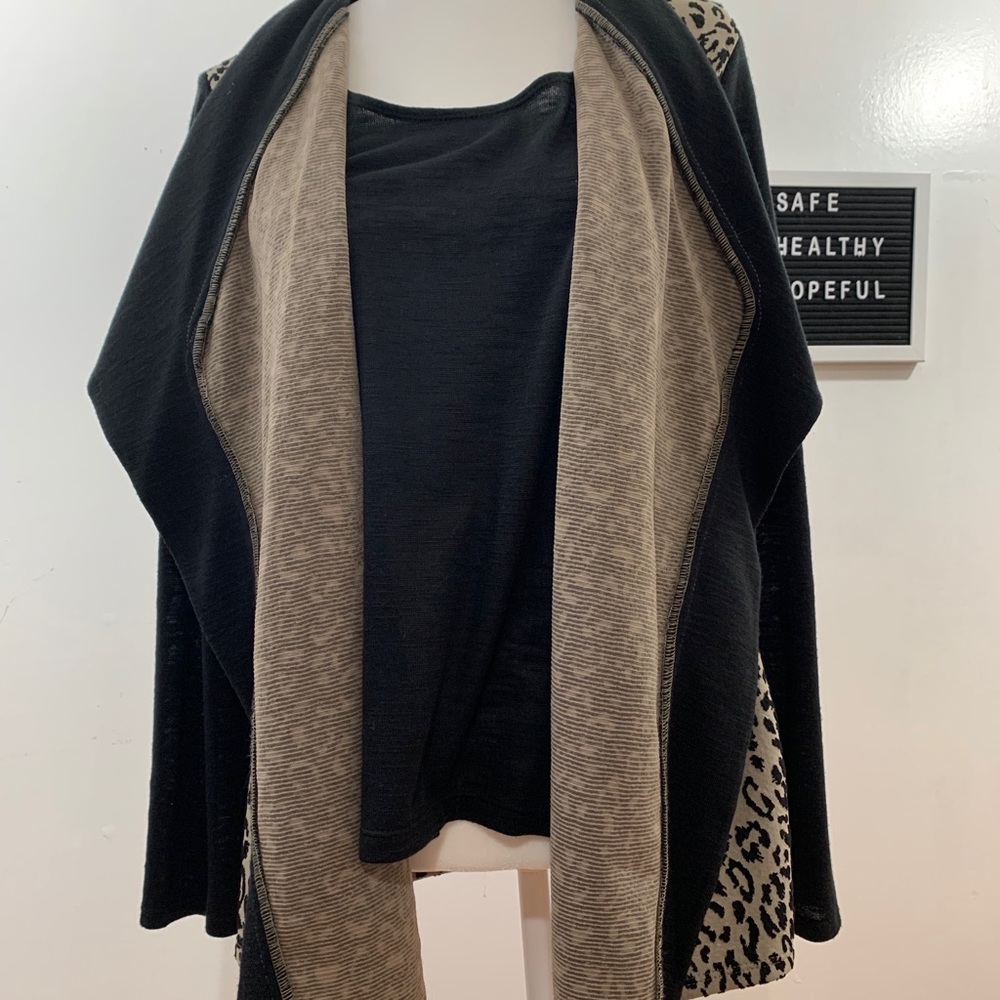 Style & Co. Leopard Print Top - Picture 1 of 5